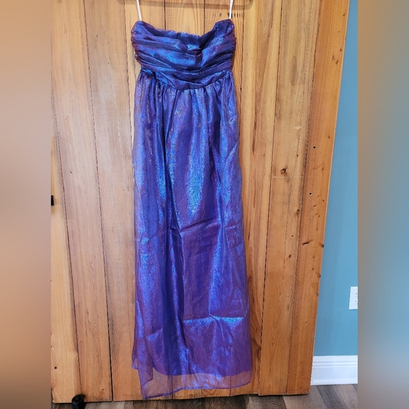 Strapless Shimmering Purple Gown - Picture 5 of 15